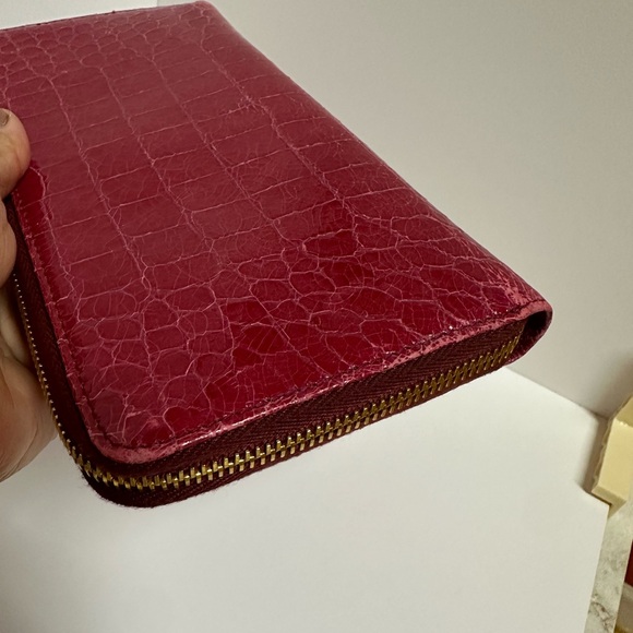 Miu Miu Patent Leather Snake Print Full Zip Large Wallet, Reddish Pink, VGUC - Picture 9 of 15